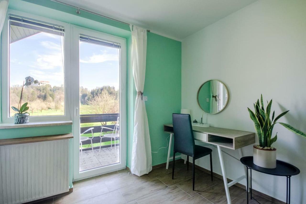 Deerwood Villa-Modern Cozy Apartment With Castle View Bled Bagian luar foto